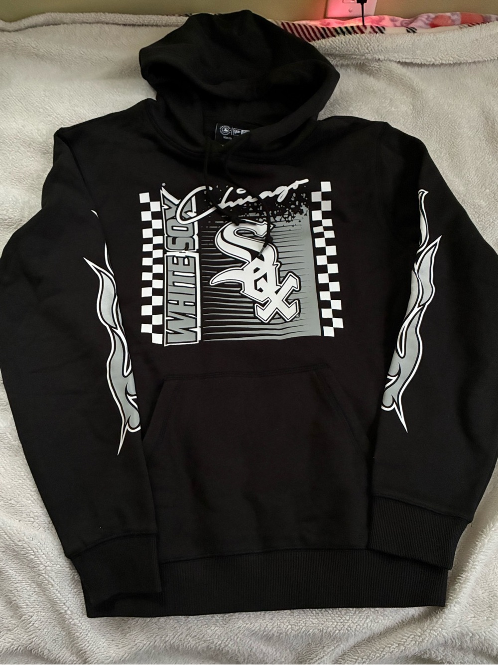 New Era Black&White White Sox Graphic Hoodie with Sleeve Flames